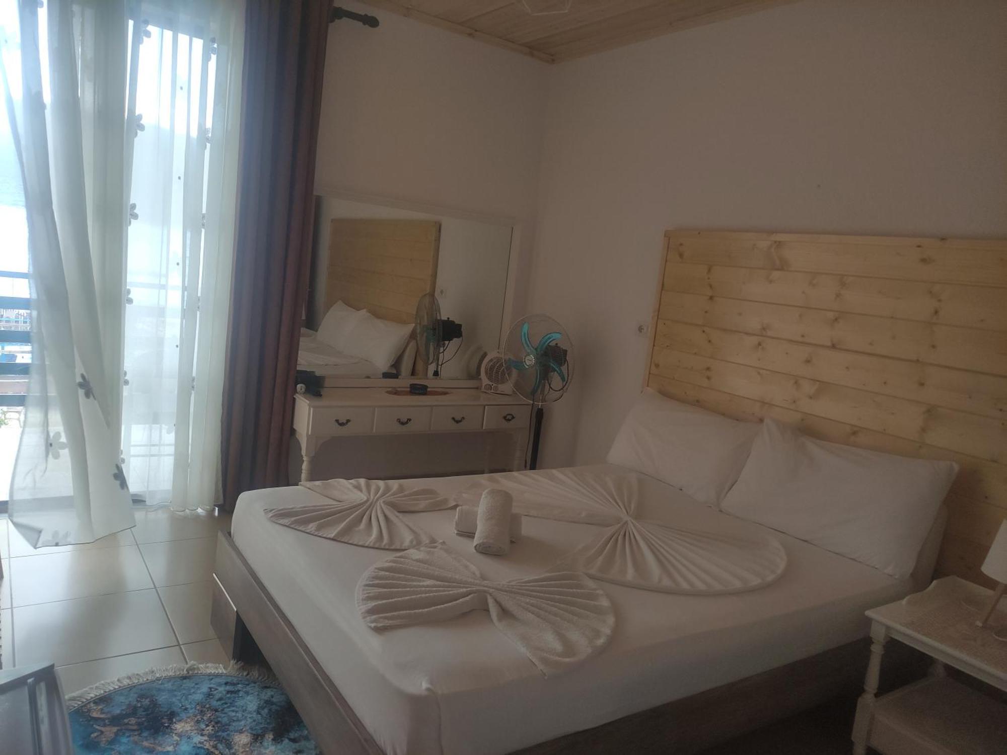 Erda Lakeside Guesthouse Lini Стая снимка